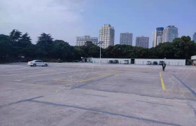 莜虹驾校