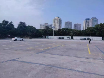 莜虹驾校