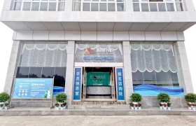 国巍驾校