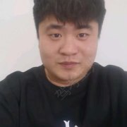 胡康楠